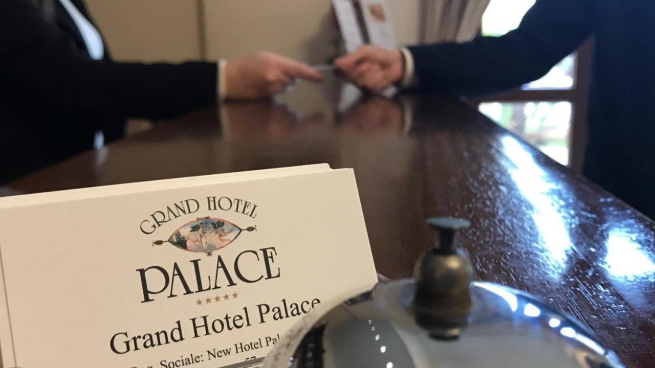 Grand Hotel Palace Marsala Bagian luar foto Reception